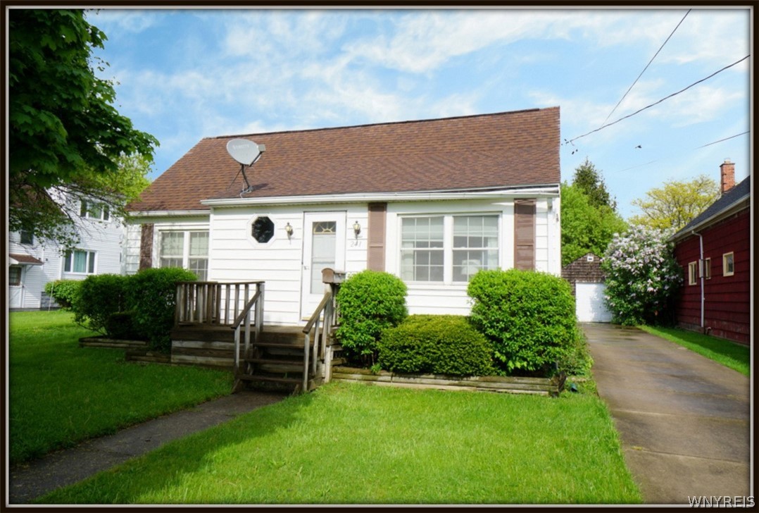 photo 0: 241 Lackawanna Avenue, Cheektowaga NY 14212