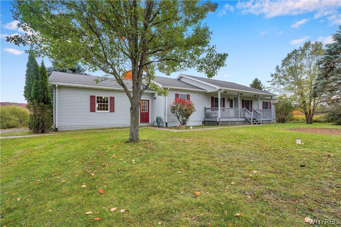 photo 0: 7693 Hunters Creek Road, Holland NY 14080