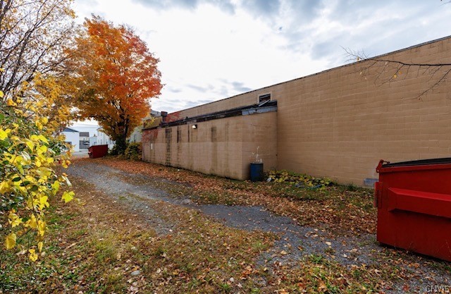 photo 3 : 577 State Street, Watertown City NY 13601
