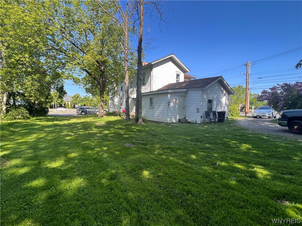 photo AvmddfM: 110 South Transit Street, Lockport City NY 14094
