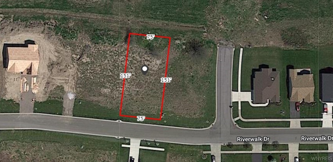 photo z2hLeDwFEVYzlT5S8J7F5Dq75kERtdQ03VWvKsQYA: 525 Riverwalk Drive, Lewiston NY 14092