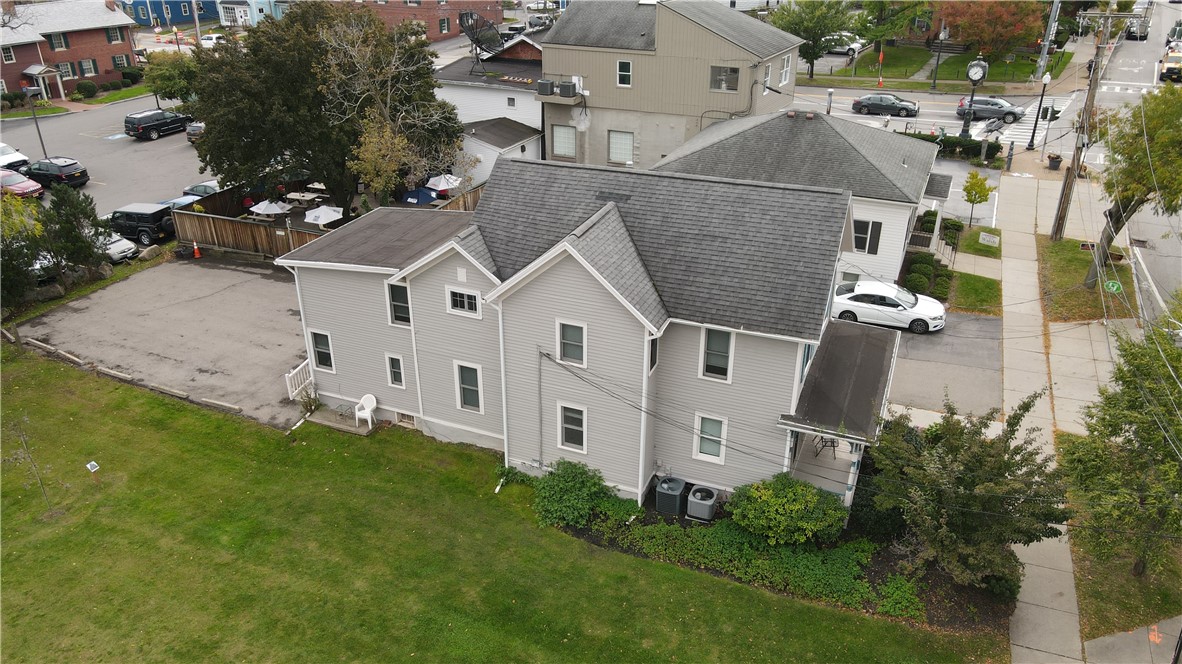 photo QSv2lkVLVF2F7poS4anA7bvybCzloGo: 8 North Main Street, Pittsford NY 14534