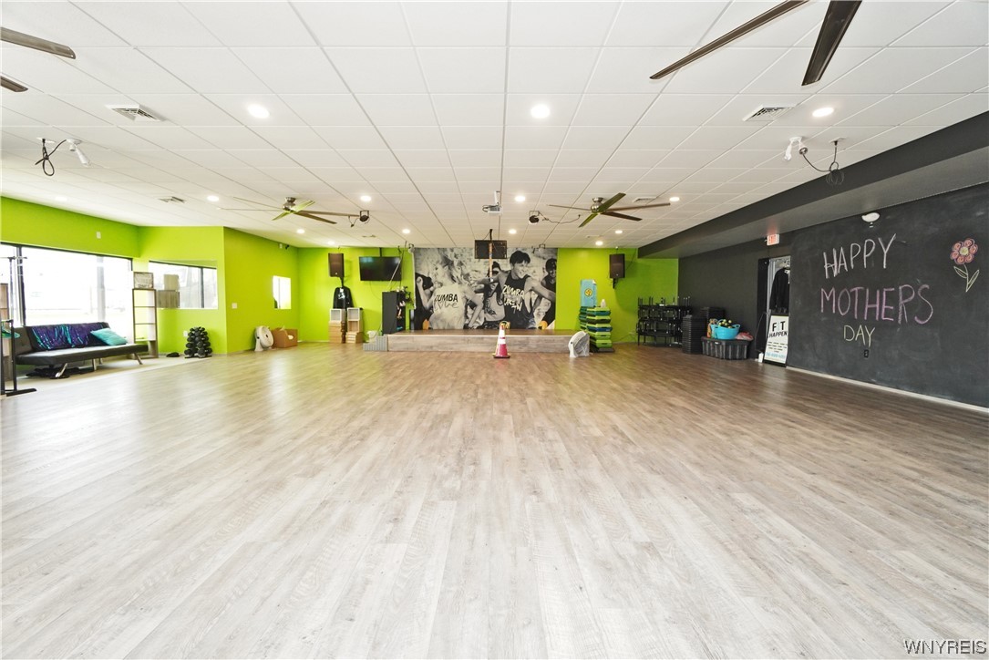 photo J07vypgE: 2540 George Urban Boulevard, Cheektowaga NY 14043