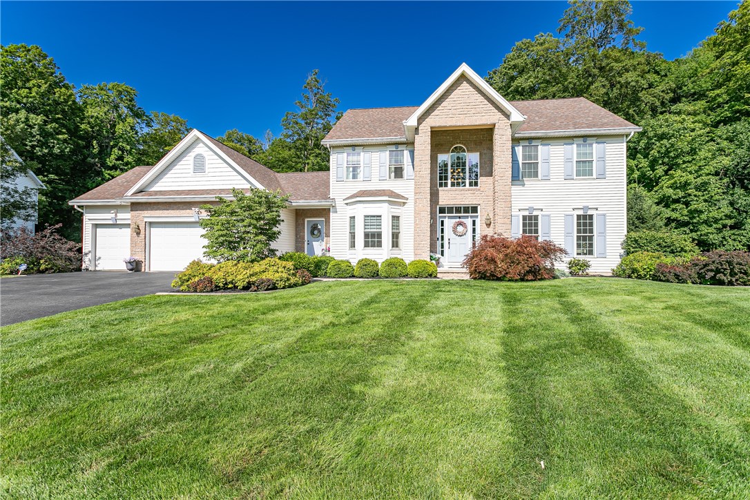 photo 0: 33 West Ham Circle, Chili NY 14514