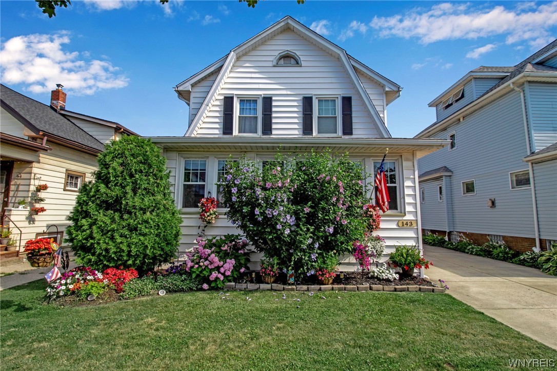 photo 0: 143 Tremont Avenue, Tonawanda NY 14217