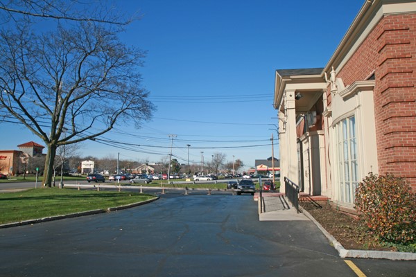 photo 3 : 3380 Monroe Avenue, Pittsford NY 14618