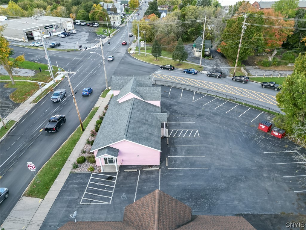 photo hqlLusnCKw: 440 Coffeen Street, Watertown City NY 13601