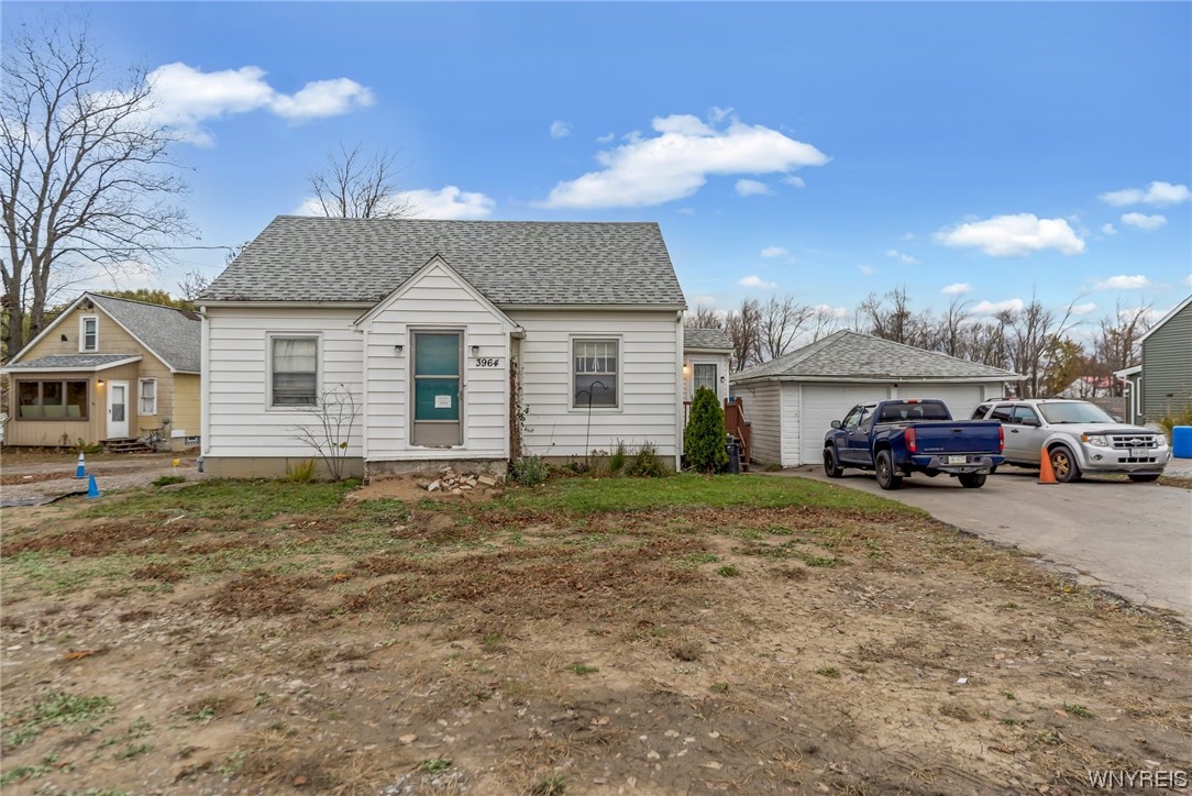 photo 0: 3964 Southwestern Boulevard, Orchard Park NY 14127