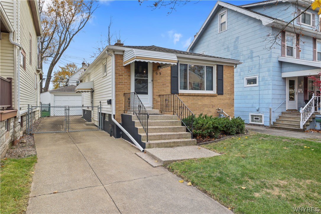 photo 0: 65 Parkwood Avenue, Tonawanda NY 14217