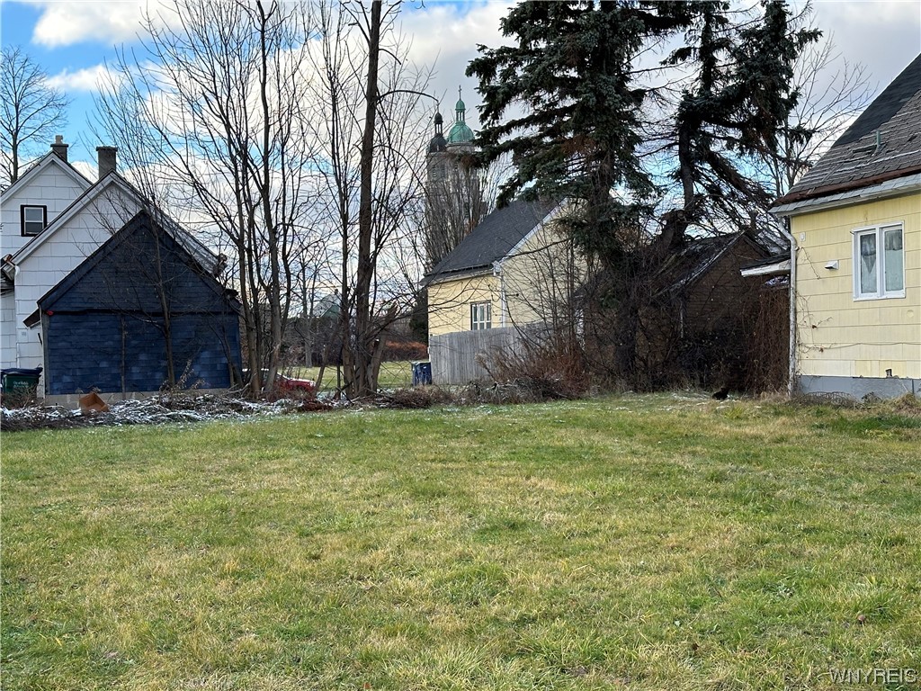 photo 2 : 28 Clark Street, Buffalo NY 14206