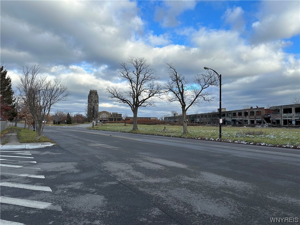 photo 3 : 28 Clark Street, Buffalo NY 14206
