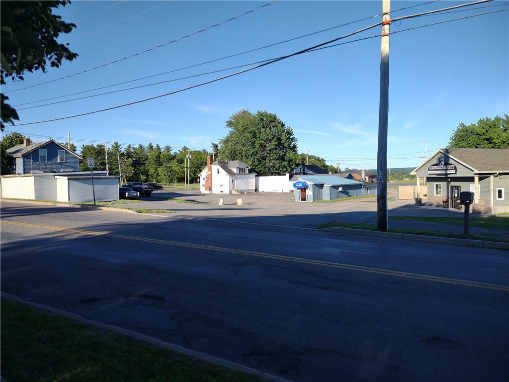 photo 2 : 1171 & 1179 Coffeen Street, Watertown City NY 13601