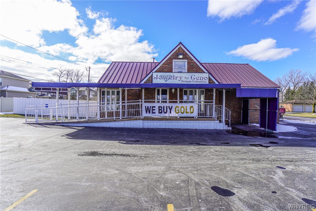 photo 4 : 4734 Transit Road, Cheektowaga NY 14043