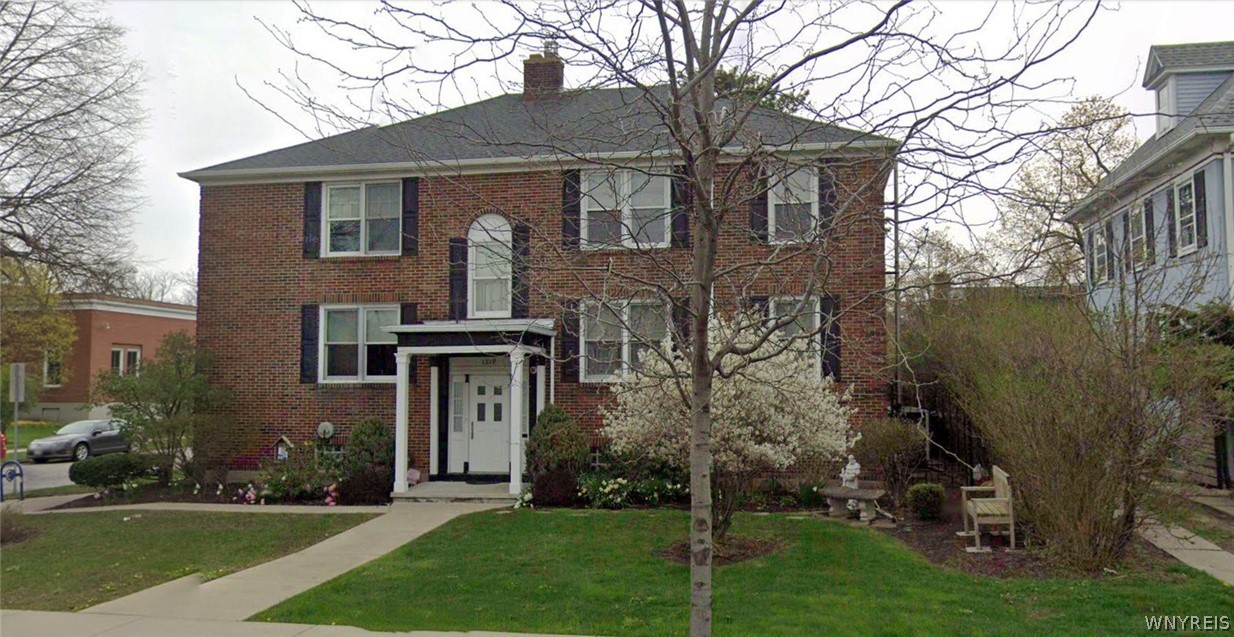 photo E7DBqq: 1219 Elmwood Avenue, Buffalo NY 14222