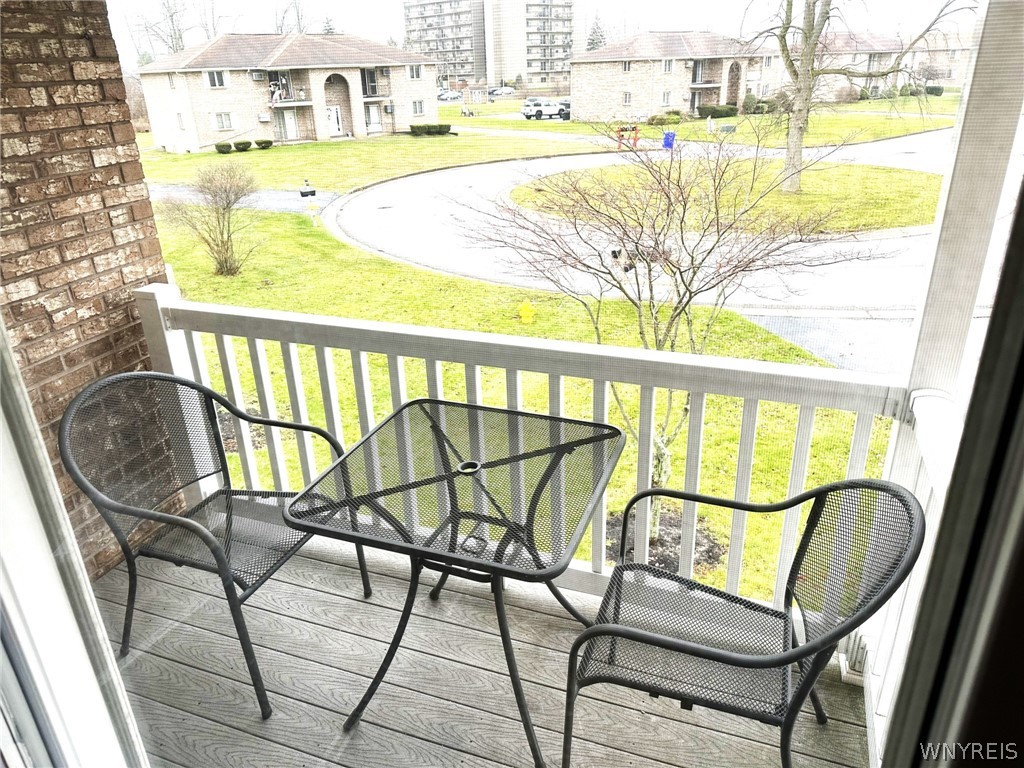 photo 3 : 2185 Violet Circle, Wheatfield NY 14304