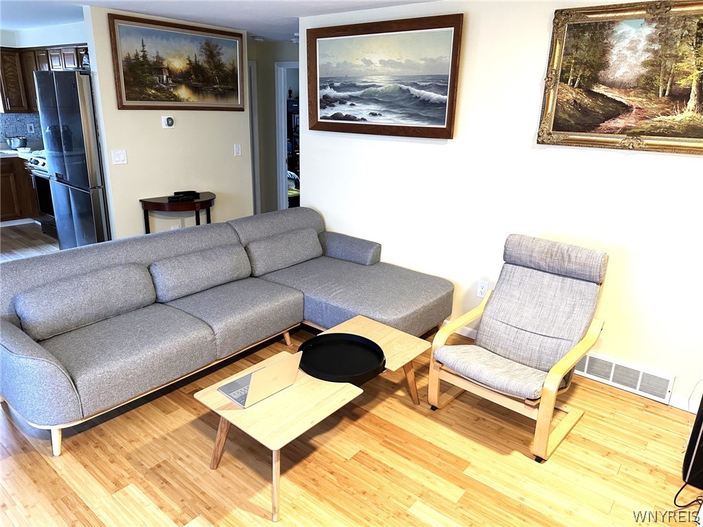 photo 4 : 2185 Violet Circle, Wheatfield NY 14304