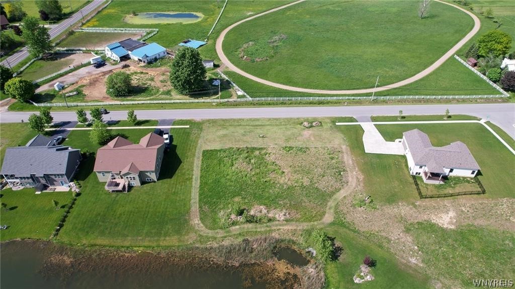 photo TJfwRiXjSnTh6N7WGy4gA: 68 Jackson Street, Newstead NY 14001