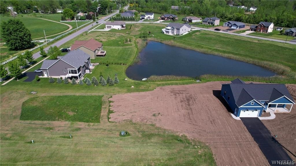 photo 4 : 6335 Hake Road, Newstead NY 14001