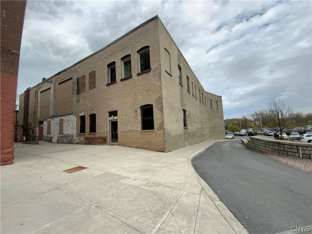 photo 3 : 223 J B Wise Place, Watertown City NY 13601