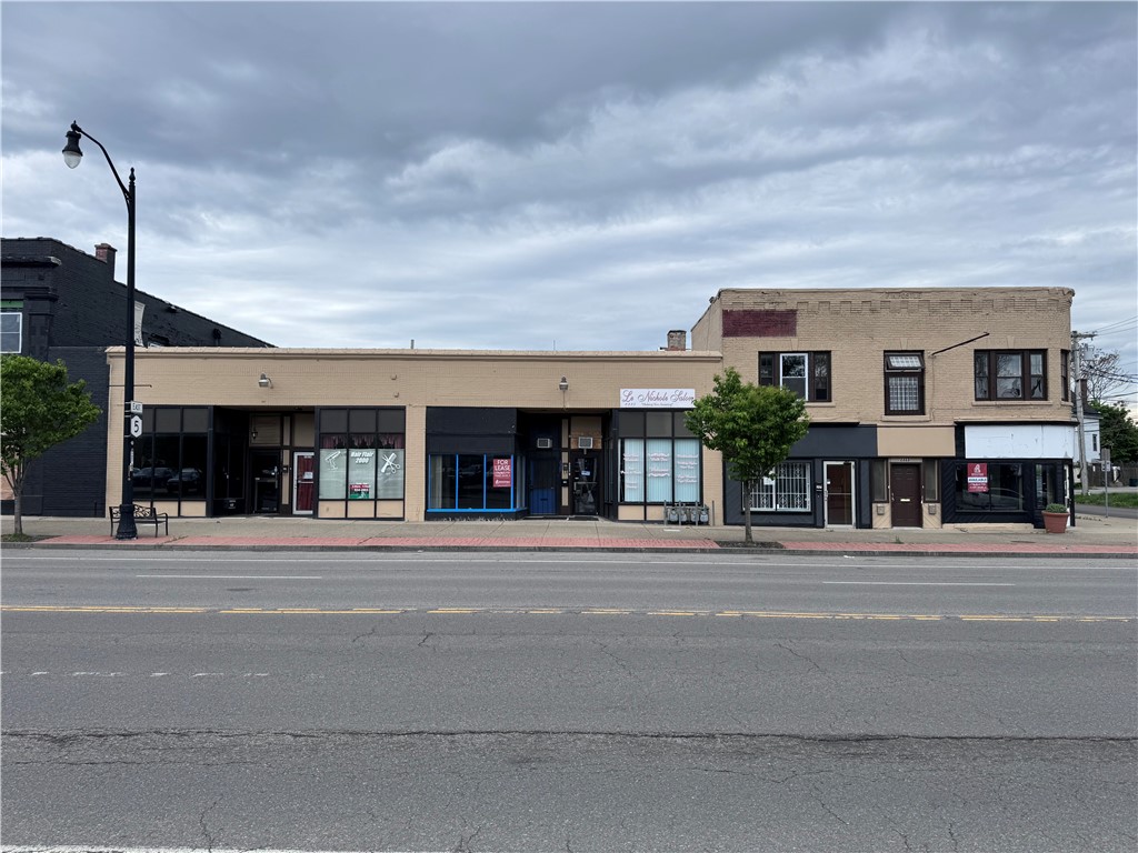 photo cWhMYyS99hezBmKc44SFTEB7UunZqrrvoHx8: 2325 Main Street, Buffalo NY 14214