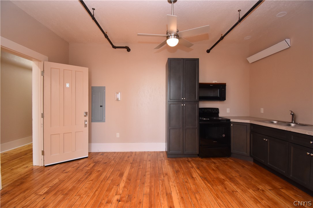 photo 4 : 170 Court Street 3, Watertown City NY 13601
