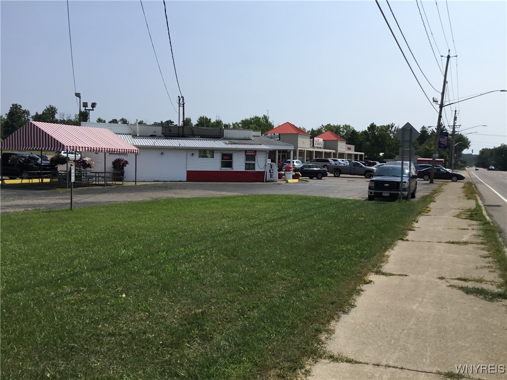 photo undefined: 8996 Erie Road, Evans NY 14006