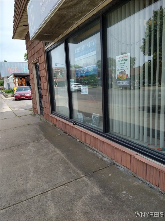 photo w6zANVy9PUcurdvGBfuoyDBQ8UlBR-KiPg: 1705 Hertel Avenue, Buffalo NY 14216