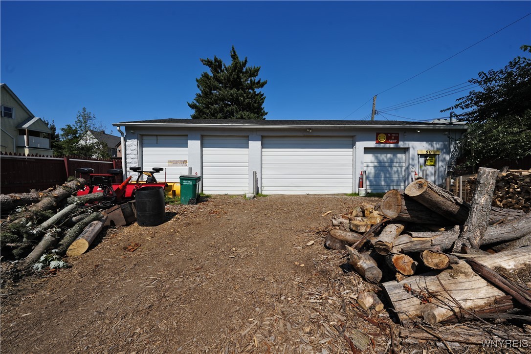 photo 1 : 50 Leo Place, Lackawanna NY 14218