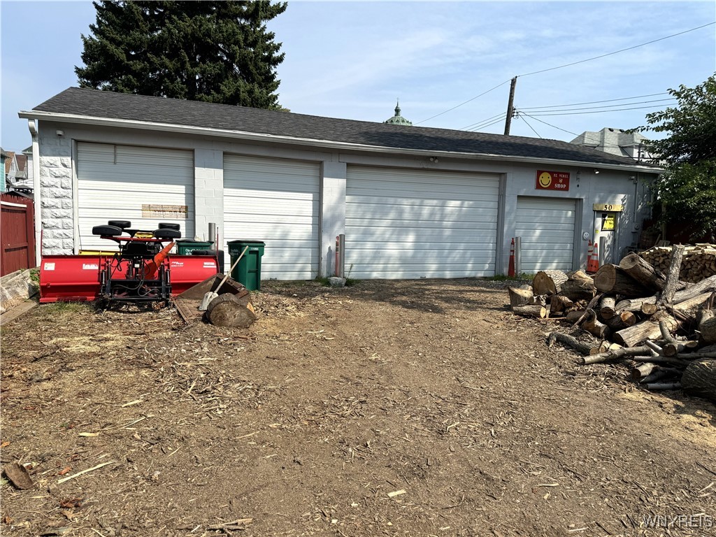 photo 2 : 50 Leo Place, Lackawanna NY 14218