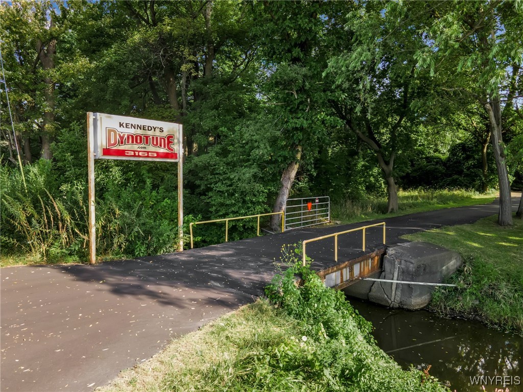 photo undefined: 3165 Niagara Falls Boulevard North, Wheatfield NY 14120