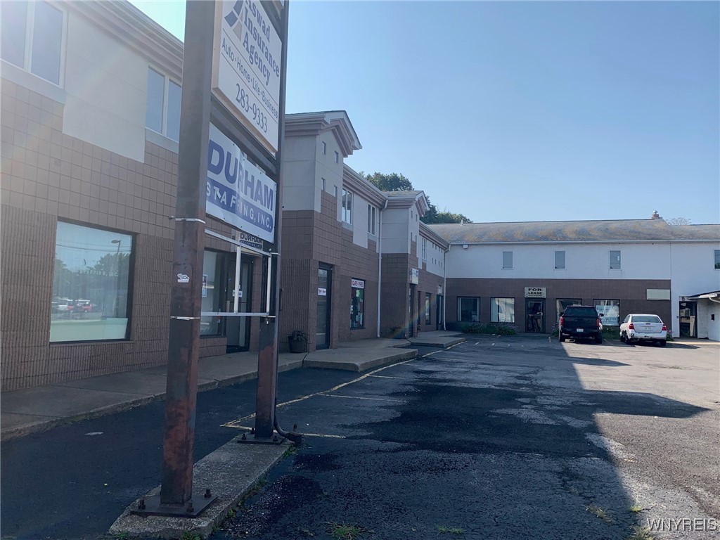 photo 1 : 7703 Niagara Falls Boulevard, Niagara Falls NY 14304