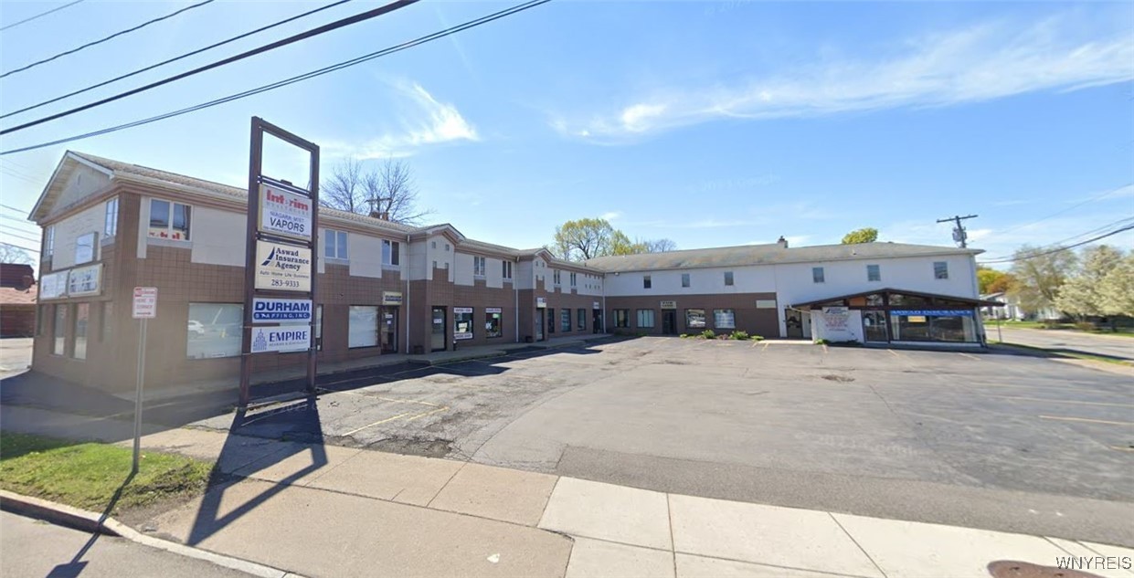 photo 2 : 7703 Niagara Falls Boulevard, Niagara Falls NY 14304