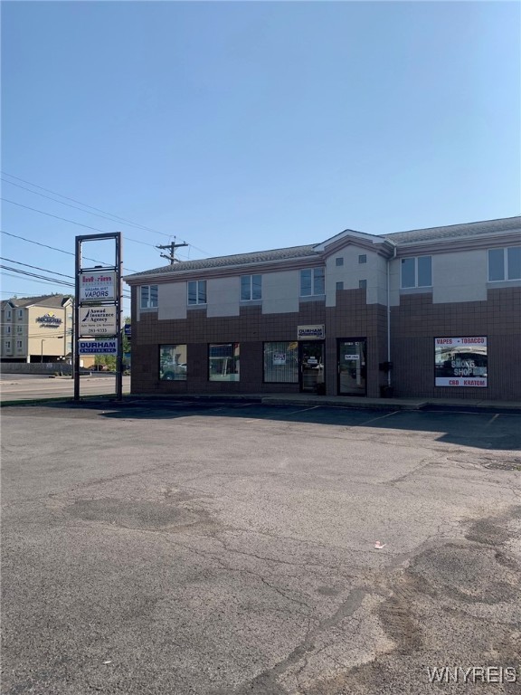 photo undefined: 7703 Niagara Falls Boulevard, Niagara Falls NY 14304