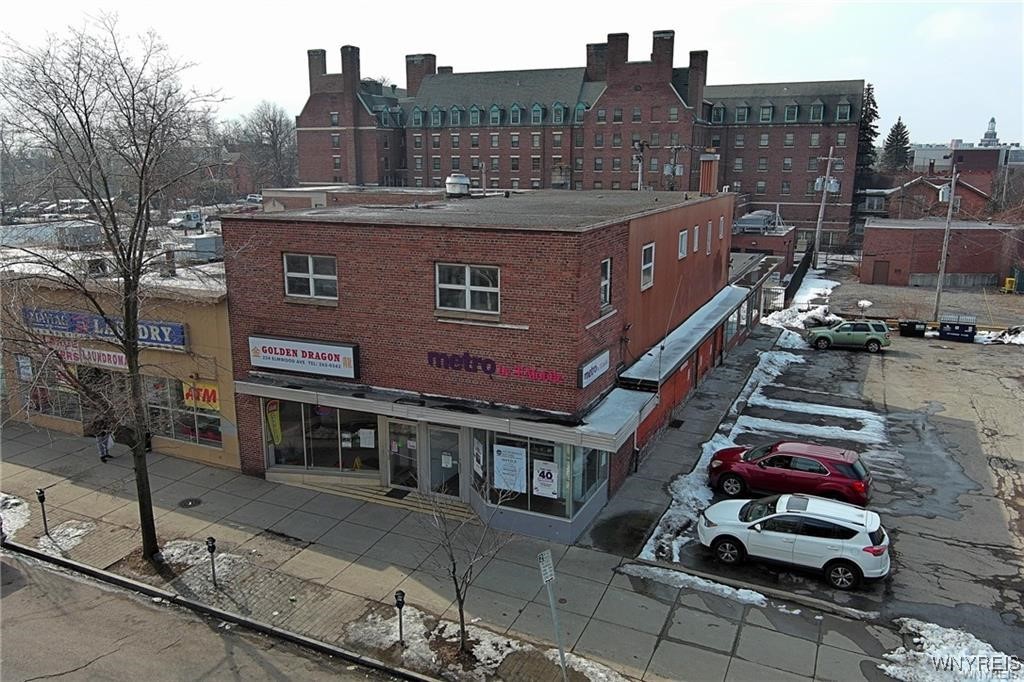 photo yWAdpILeHYPIZLlrPKyE: 224 Elmwood Avenue, Buffalo NY 14222
