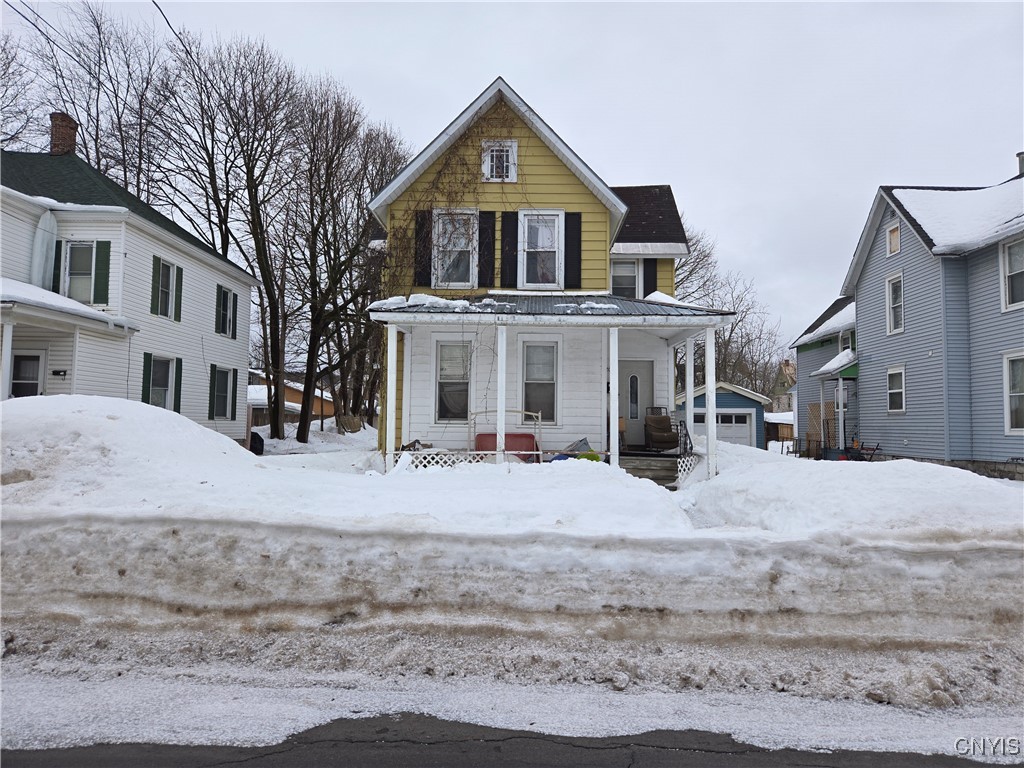 photo iF2VDkixYY4gV7BGG2o: 920 Boyd Street, Watertown City NY 13601