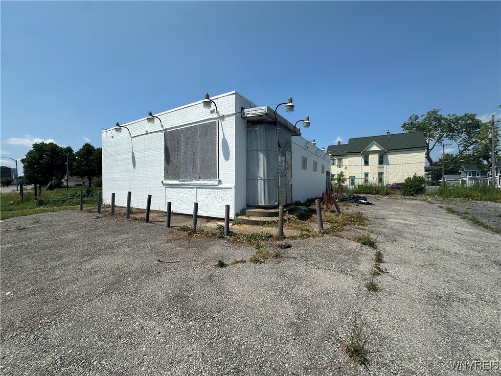photo 1 : 624 Clinton Street, Buffalo NY 14210