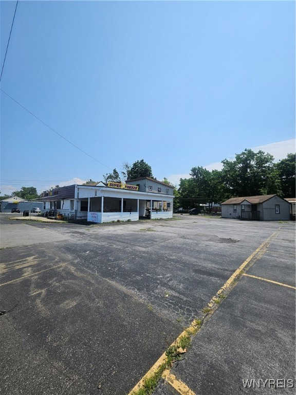 photo gskAThVCkNXCZ2BnOP78t0: 6865 Erie Road, Evans NY 14047