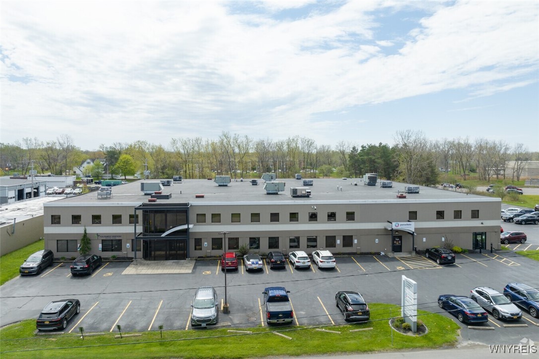 photo 0: 40 Gardenville Parkway West, West Seneca NY 14224