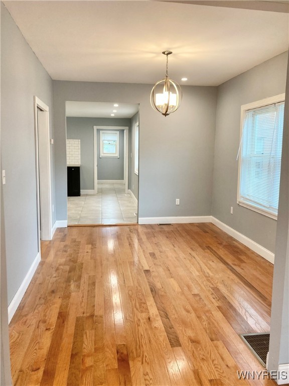 photo 4 : 143 Cottage Street, Buffalo NY 14201