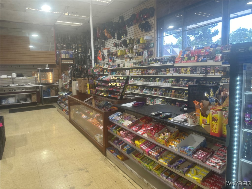 photo 4 : 535 Walden Avenue, Buffalo NY 14211