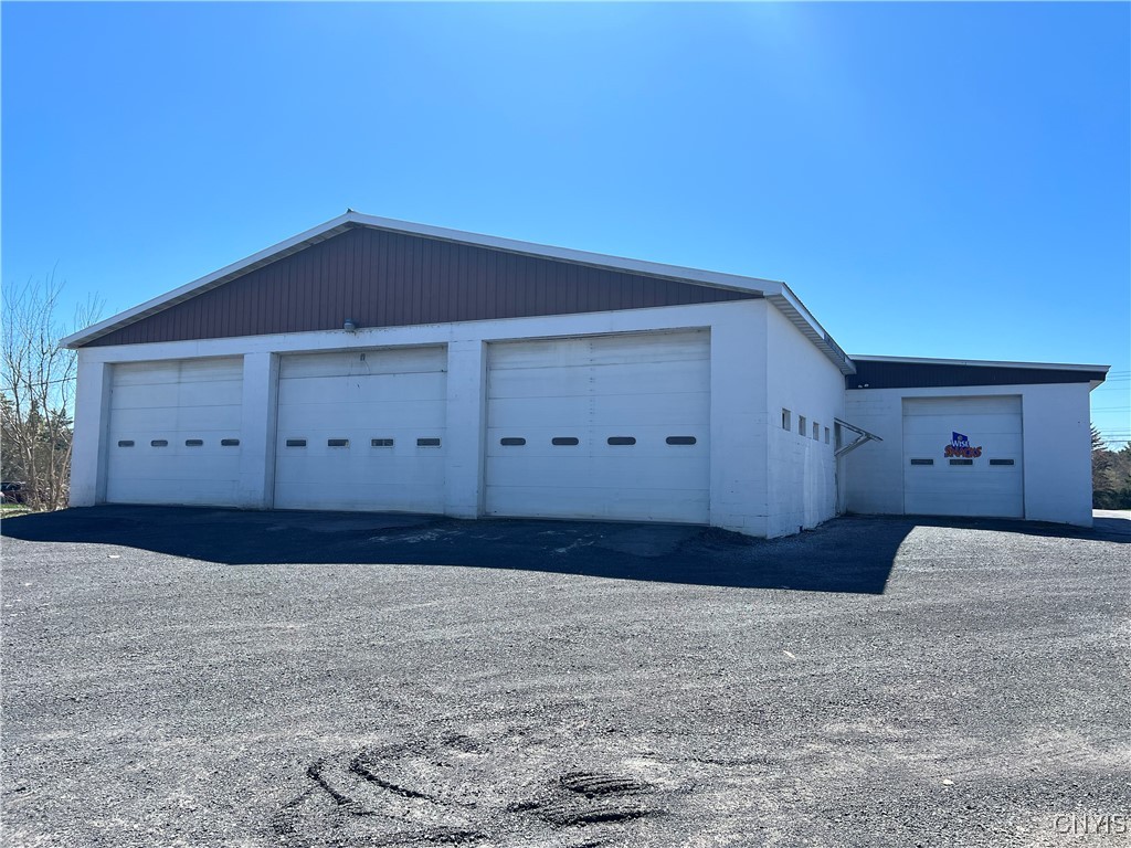 photo y: 25063 Water Street, Pamelia NY 13601
