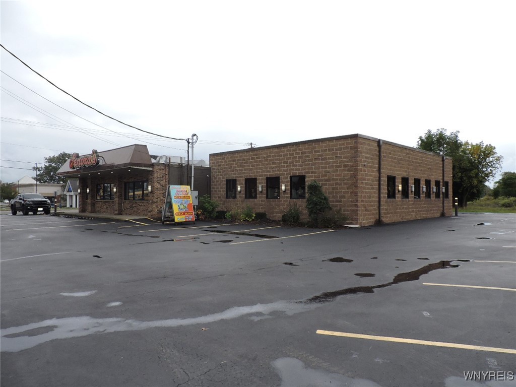 photo 4 : 5055 Broadway, Lancaster NY 14043