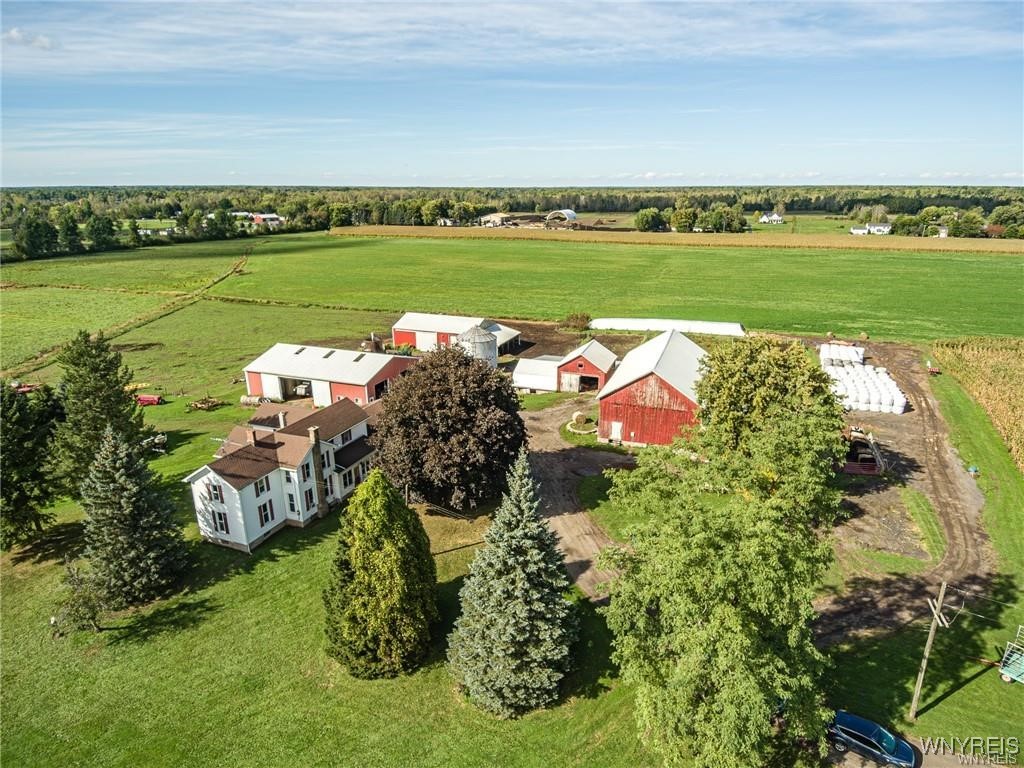 photo undefined: 6990 Heise Road, Clarence NY 14032