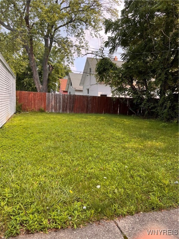 photo Sz-tY0vJLp3gYR: 838 East Delavan Avenue N, Buffalo NY 14215