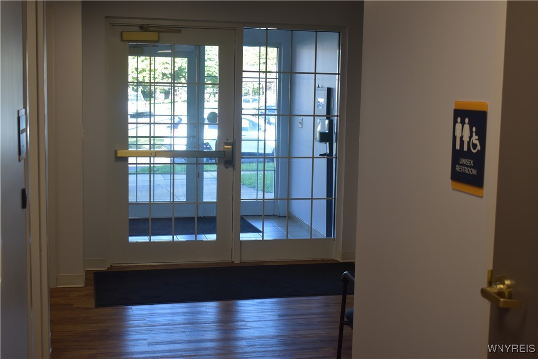 photo 2 : 111 Maple Street, Buffalo NY 14204