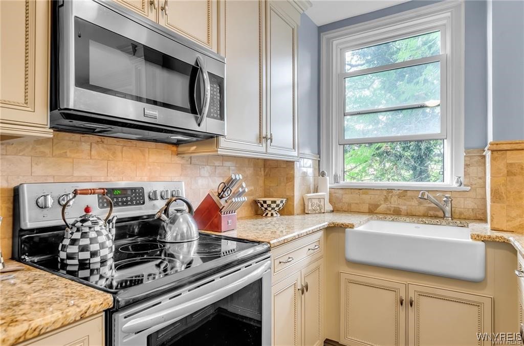 photo 3 : 800 West Ferry Street 2CC, Buffalo NY 14222