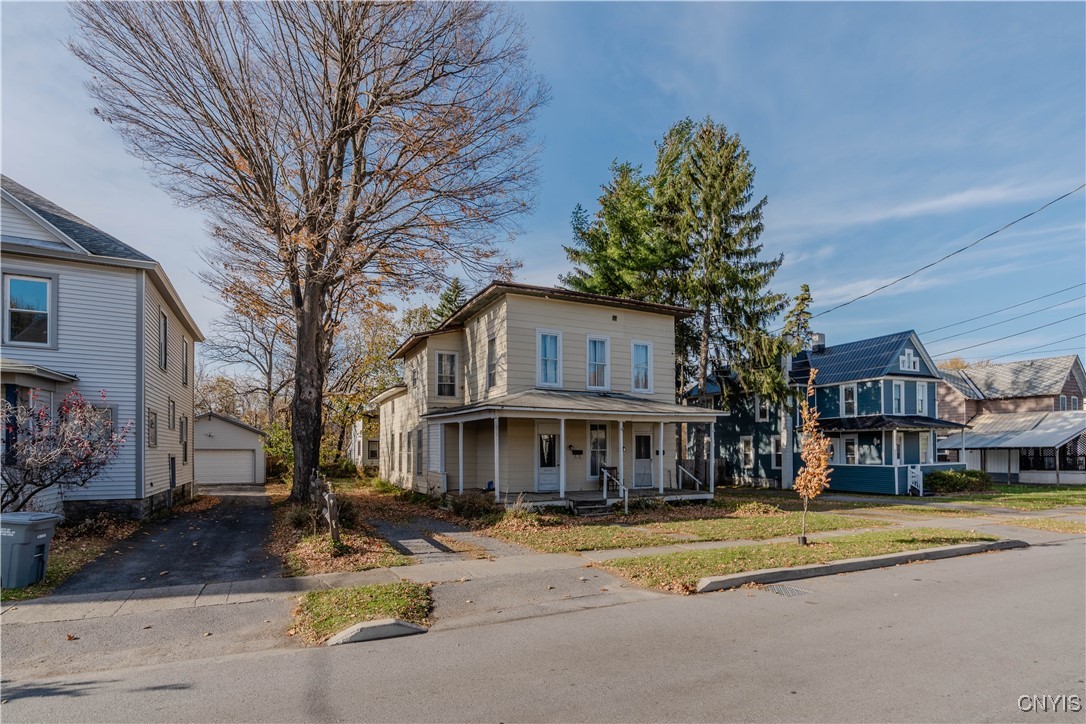 photo rN7Yyf79O: 117 North Pleasant Street, Watertown City NY 13601
