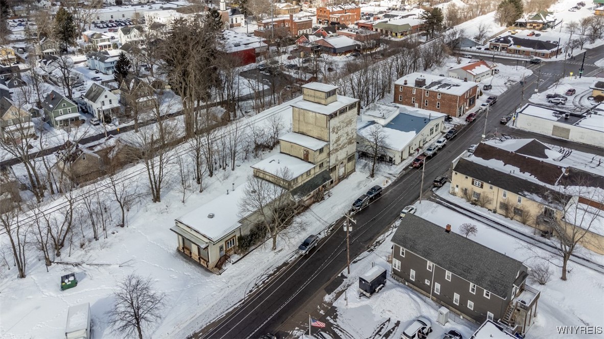 photo 0: 47 Elm St Street, Aurora NY 14052