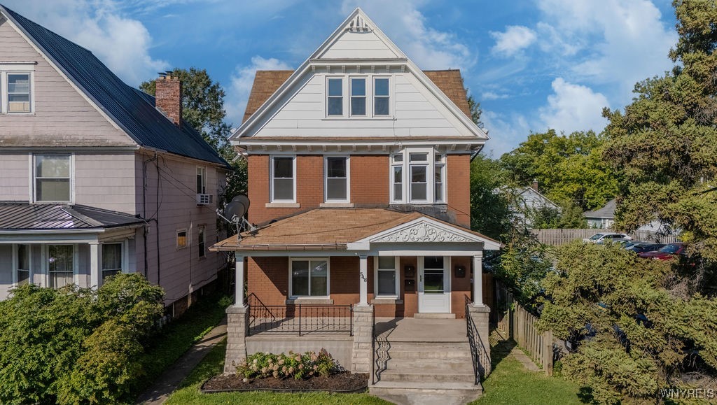 photo CQJDW1IIBBplBSVc29yN5IKJWMJNIA1OTHjkBHuk: 548 10th Street, Niagara Falls NY 14301