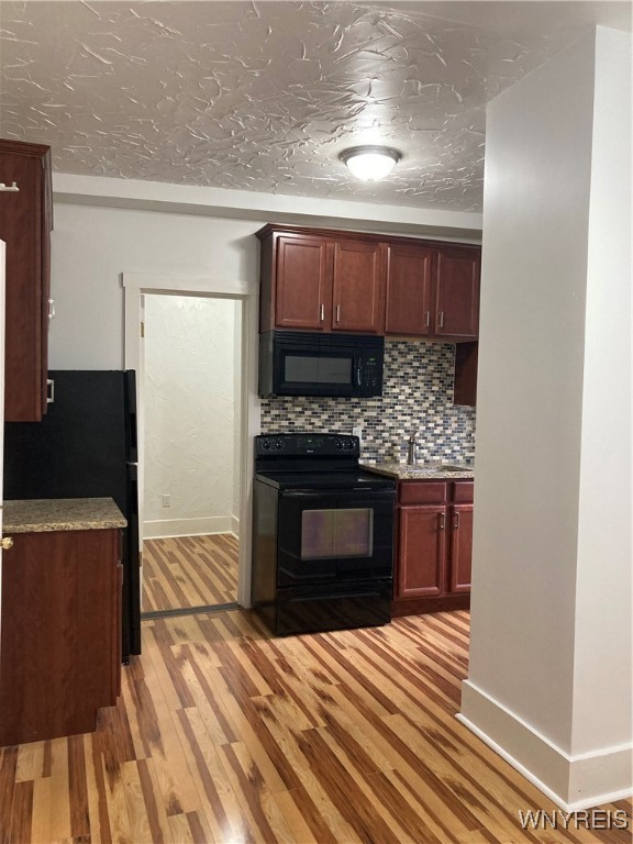 photo YKfA8fZt40eyagZY5Pj5EpHJ9FlLc4O-3: 76 Tracy Street 2, Buffalo NY 14201